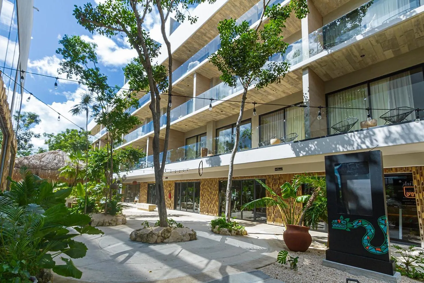 Tuk Tulum Studios
